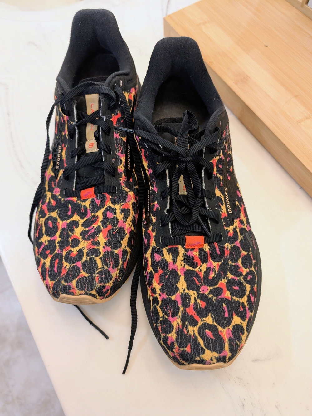 Brooks Women's Leopard Print Running Shoes - Black with Pink & Yellow